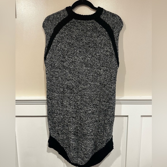 Lululemon Passage Sweater - Picture 4 of 6